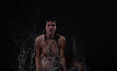 Stunning 18 offers a free xxx photo gallery with Anna A showing beautiful shape